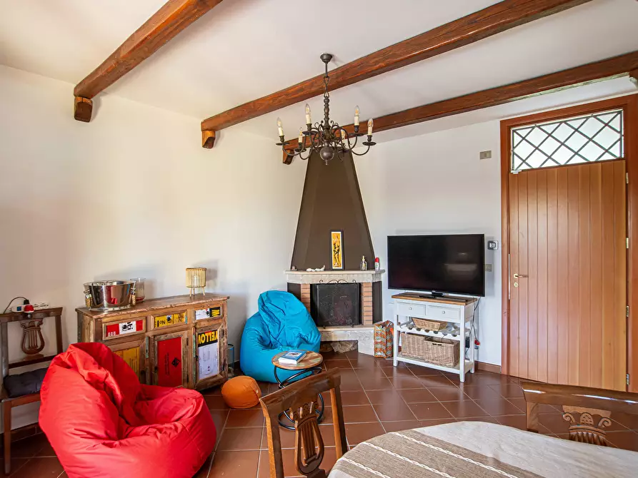 Immagine 7 di Casa trifamiliare in vendita  in Via della Bilancia, 47 a Sabaudia