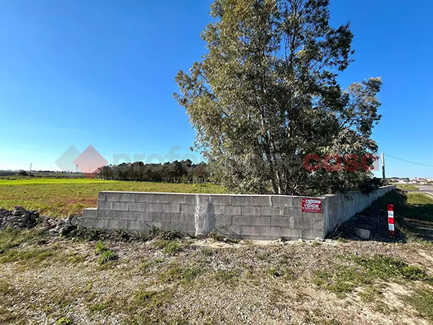 Immagine 2 di Terreno residenziale in vendita  in Via Prov.le Poggiardo-Spongano a Poggiardo