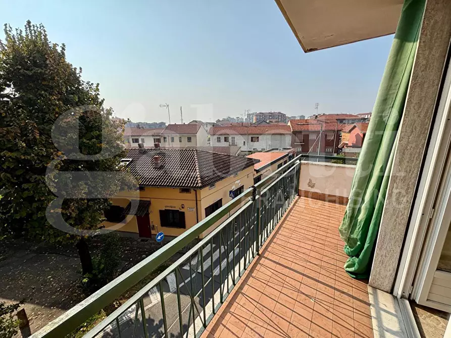 Immagine 15 di Appartamento in vendita  in Piazza Vittorio Veneto a Orbassano