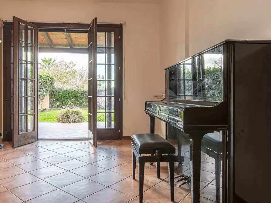 Immagine 5 di Casa quadrifamiliare in vendita  in Via Ermanno Wolf Ferrari, 169 a Roma