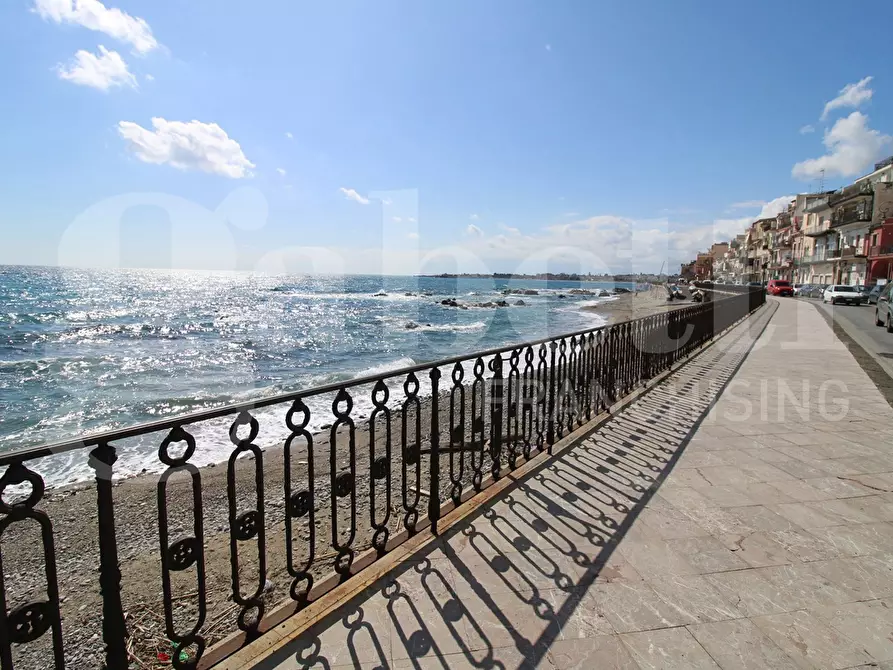 Immagine 2 di Appartamento in vendita  in Via dei sei Mulini, 32 a Giardini-Naxos