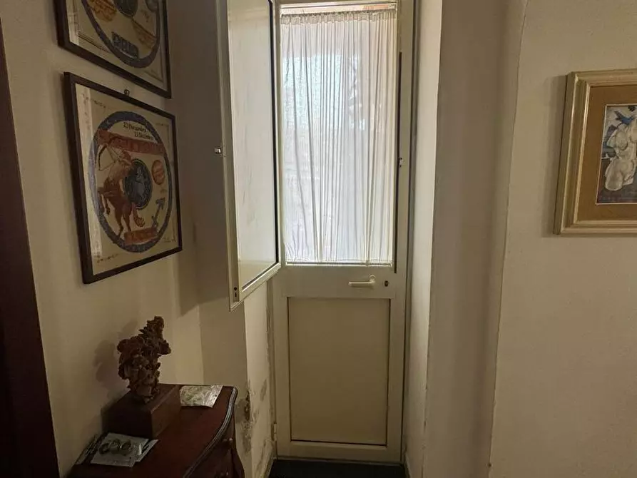 Immagine 27 di Appartamento in vendita  in Via Cupa San Pietro, 11 a Torre Del Greco