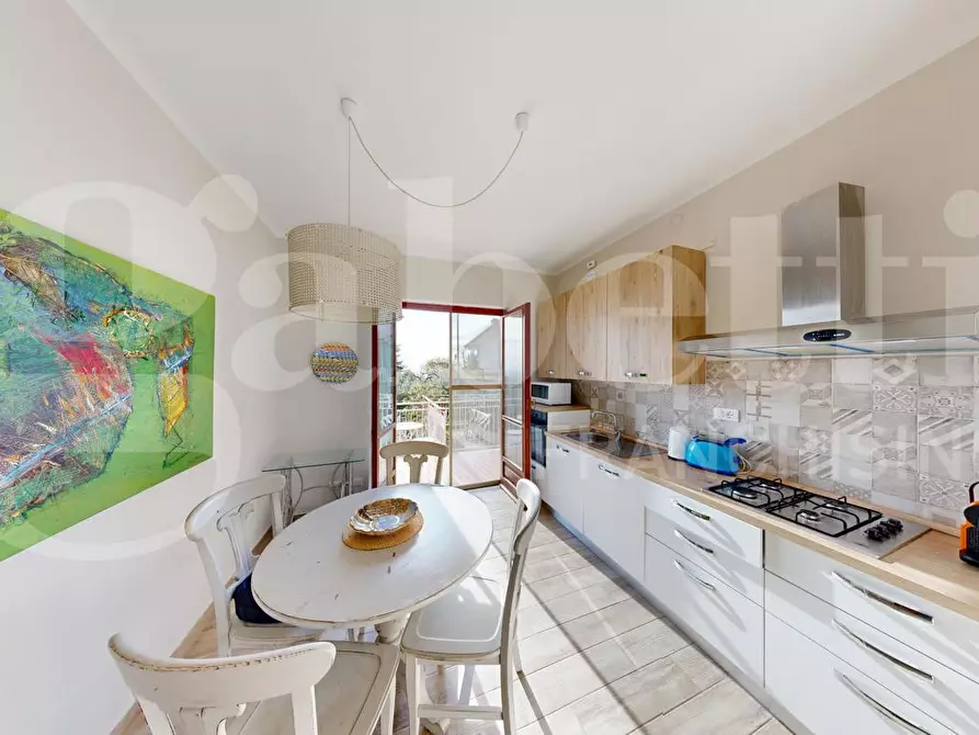 Immagine 17 di Appartamento in vendita  in Via per Gorra a Finale Ligure