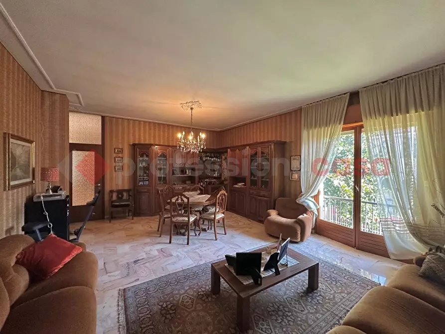 Immagine 18 di Villa in vendita  in Via Delle Robinie a Opera