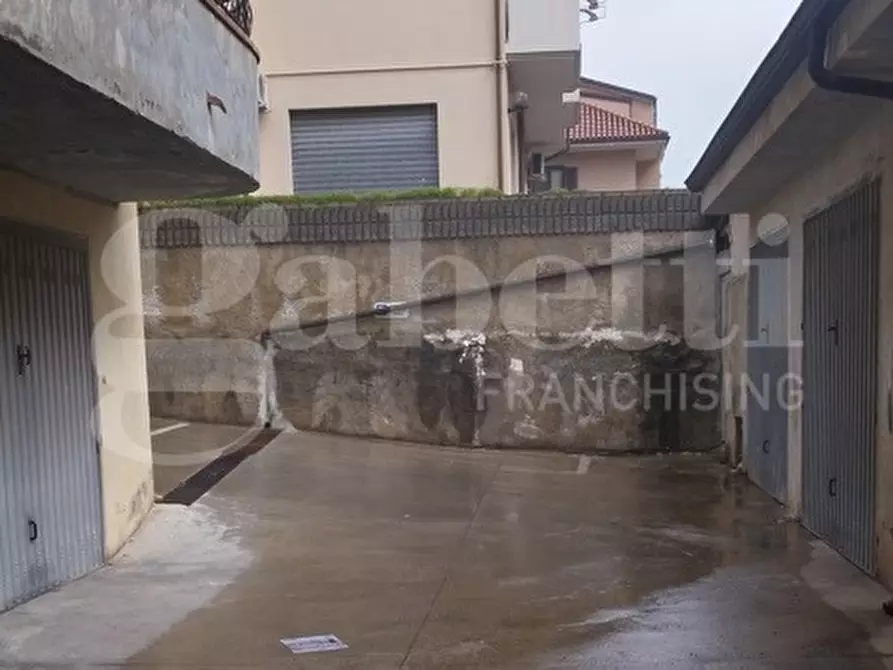 Immagine 7 di Magazzino in vendita  in Via Nazionale, 32 a Squillace