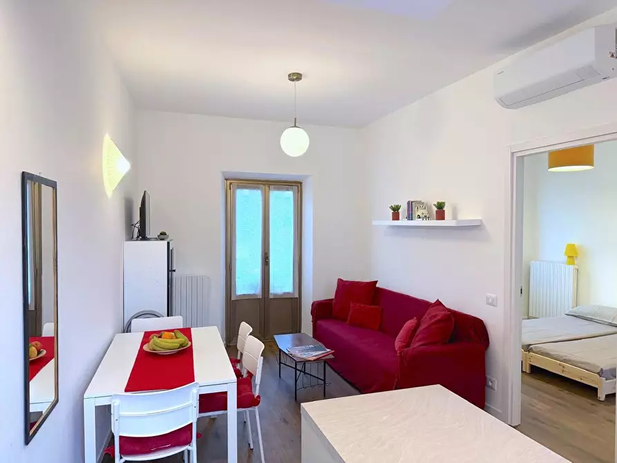 Immagine 1 di Appartamento in affitto  in Via Ascanio Sforza, 73 a Milano