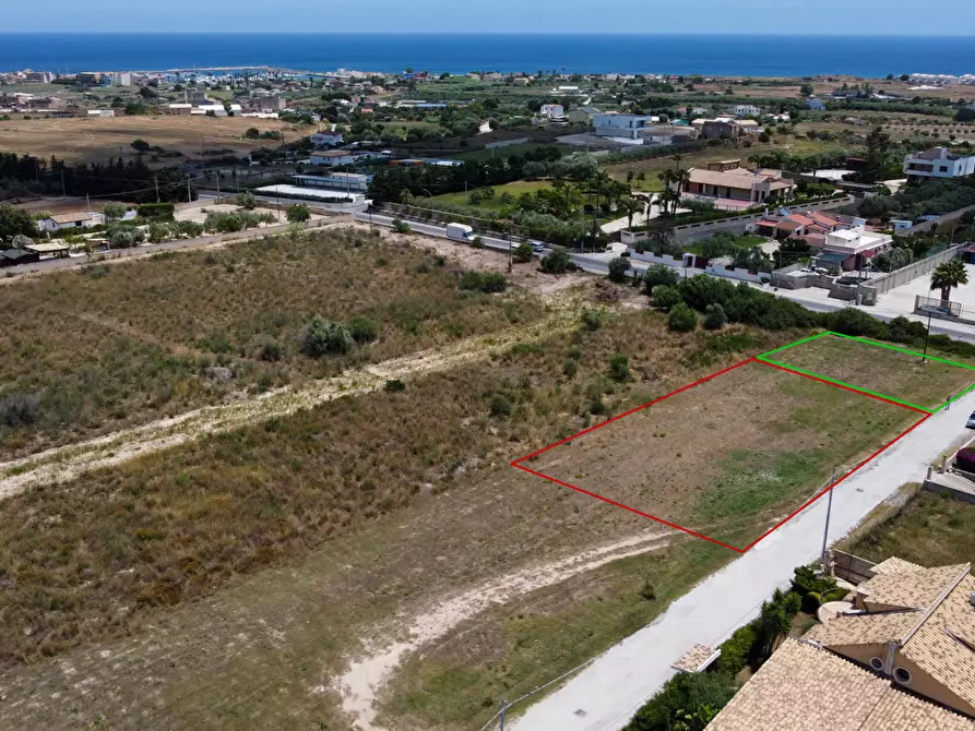 Immagine 2 di Terreno residenziale in vendita  in Via Sebastiano Fortuna, . a Pachino