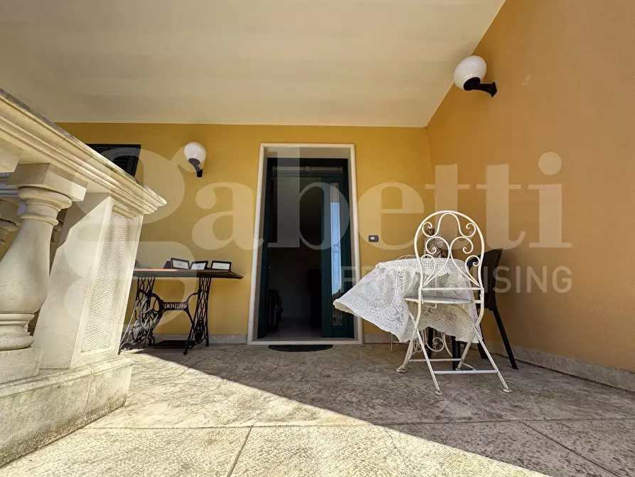 Immagine 11 di Villa in vendita  in Via San Gregorio Armeno, 42 a Nardo'