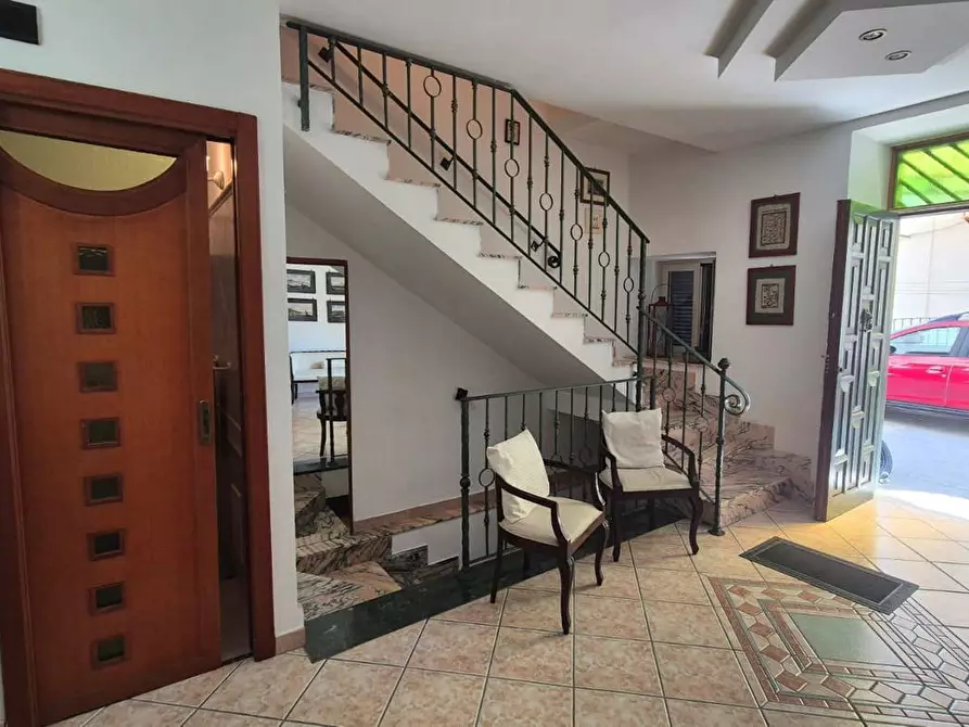 Immagine 3 di Casa indipendente in vendita  in Corso Umberto I, 193 a Torre Annunziata