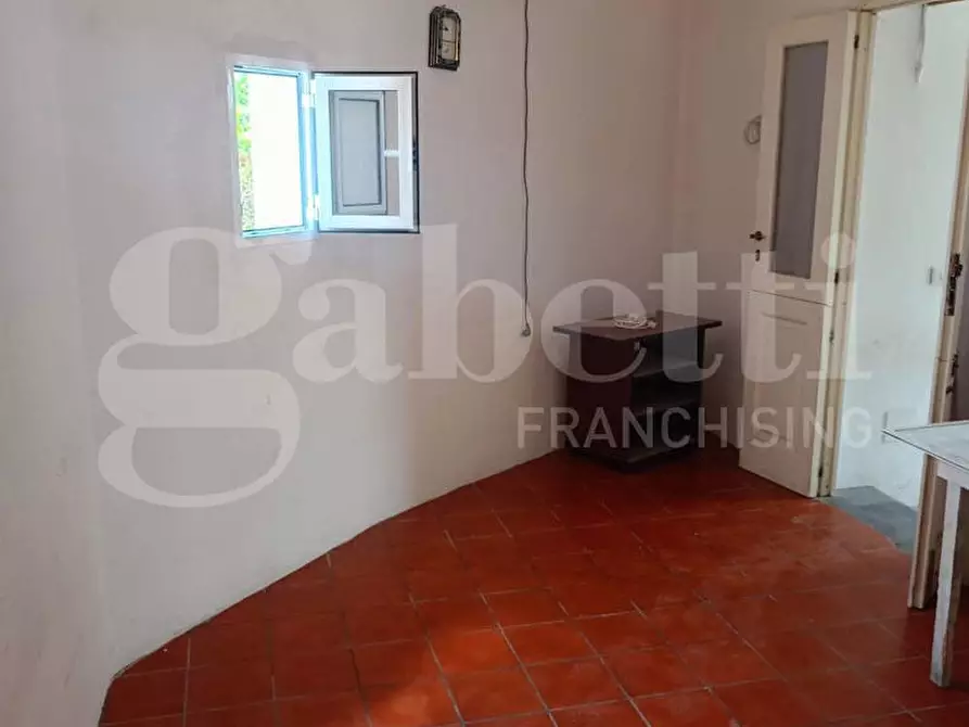 Immagine 13 di Appartamento in vendita  in Via Roma-Stromboli, snc a Lipari