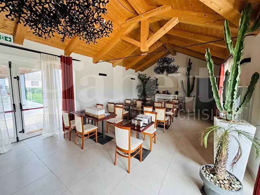 Immagine 39 di Rustico / casale in vendita  in Via Agostino Morando a Roddi