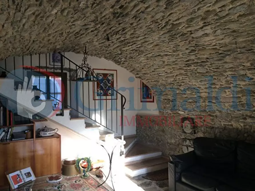 Immagine 2 di Rustico / casale in vendita  in Via Caprio, 1 a Filattiera