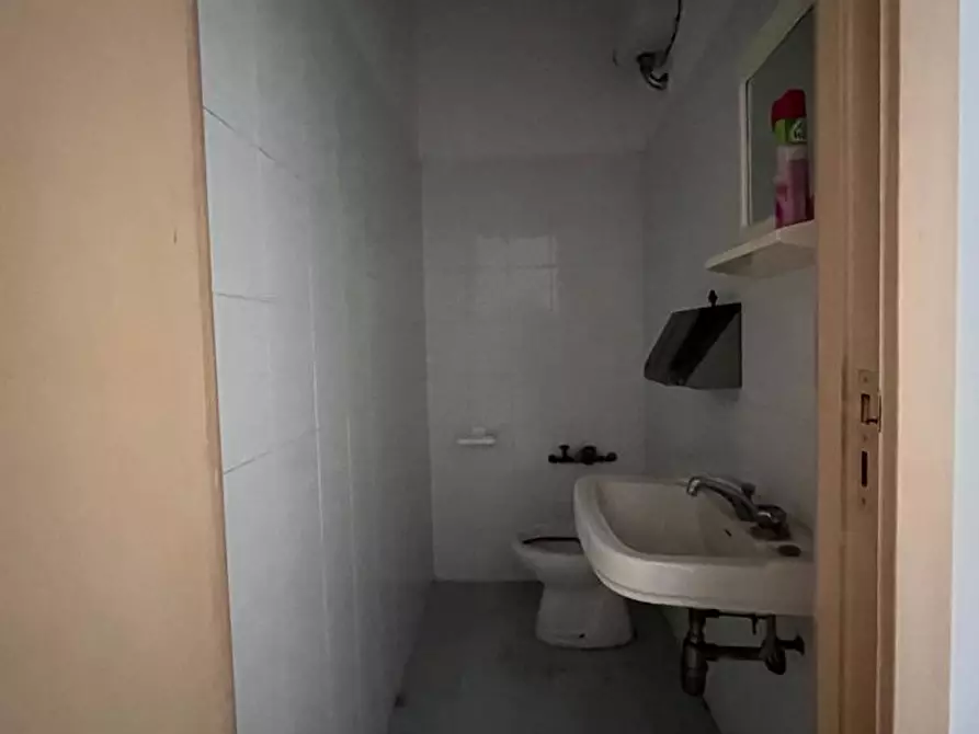 Immagine 5 di Box auto in vendita  in Via MENTANA, 10 a San Severo