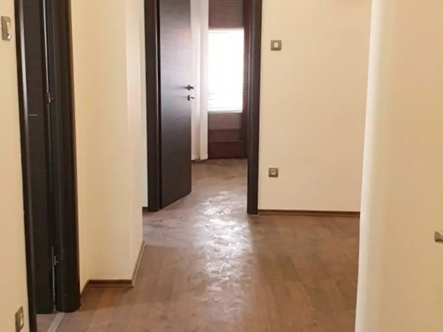 Immagine 2 di Appartamento in vendita  in Piazza Vittorio Veneto, 20 a Palermo