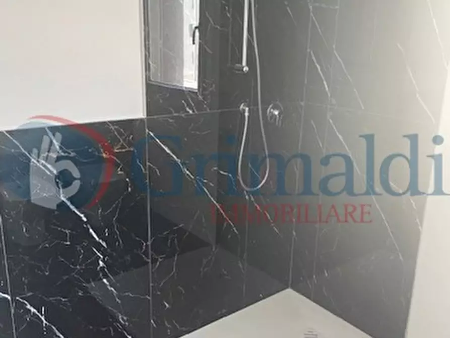 Immagine 16 di Appartamento in vendita  in Piazza attias a Livorno