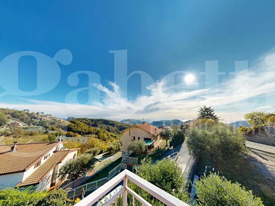 Immagine 1 di Appartamento in vendita  in Via per Gorra a Finale Ligure