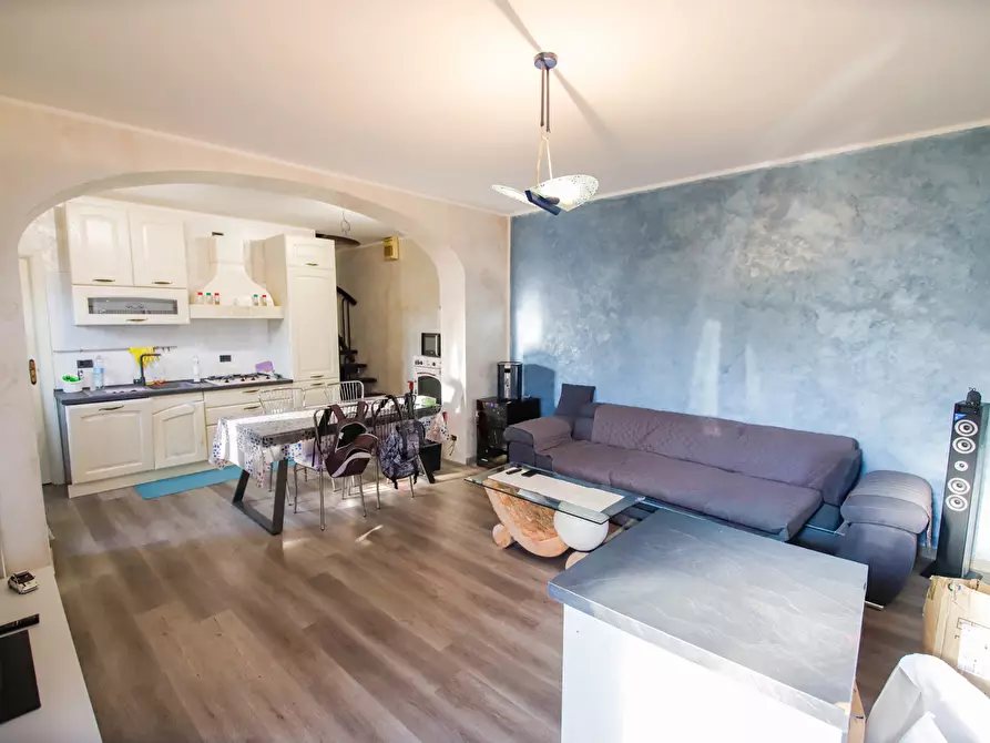 Immagine 6 di Casa indipendente in vendita  in Via Giuseppe di Vittorio a Rivarolo Canavese