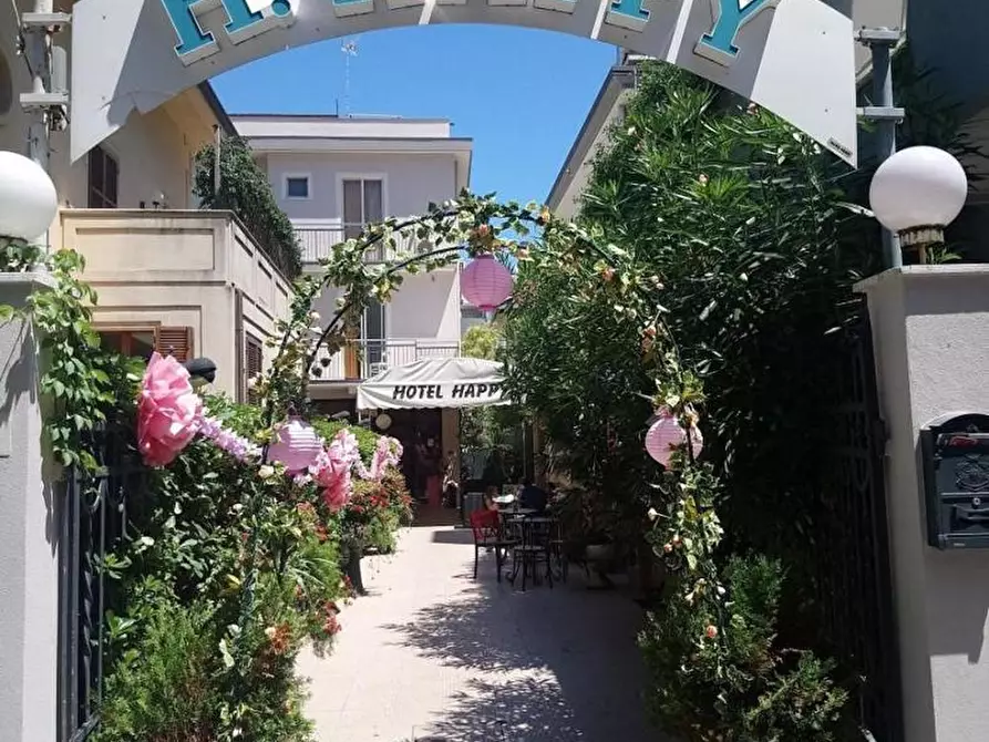 Immagine 1 di Albergo/B&B/Residence in vendita  in Via Cirene, 27 a Rimini