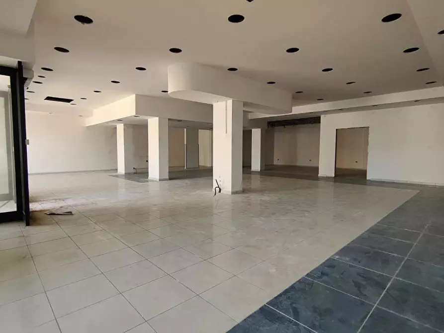 Immagine 4 di Negozio in vendita  in Via Garibaldi, snc a Iglesias