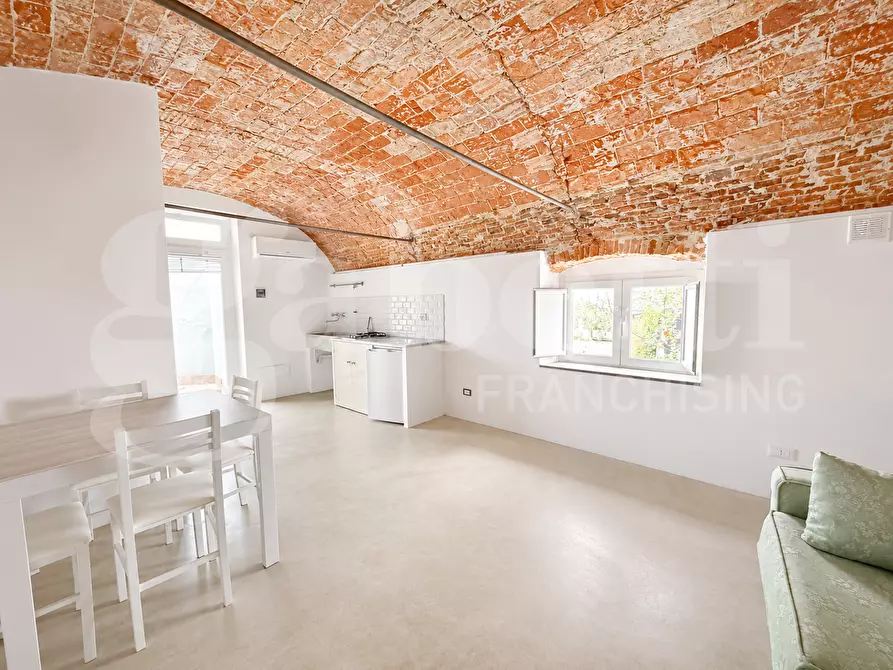 Immagine 4 di Loft/Open space in vendita  in Corso Europa a Finale Ligure
