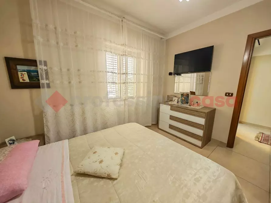 Immagine 11 di Casa indipendente in vendita  in Via bovio, snc a Mondragone