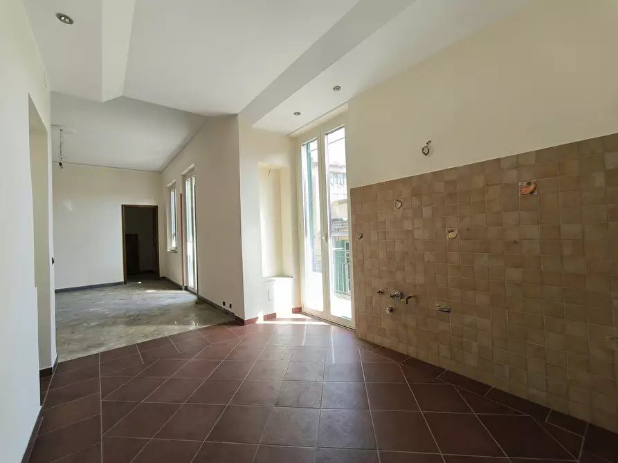 Immagine 23 di Appartamento in vendita  in Via Garibaldi, 170 a Messina