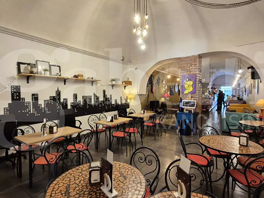 Immagine 16 di Bar / Ristorante in vendita  in Corso Vittorio Emanuele, 321 a Torre Annunziata