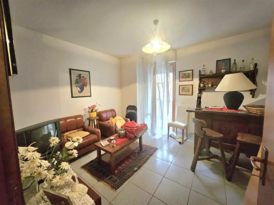 Immagine 12 di Appartamento in vendita  in Via FANTONI, 1 a Massa