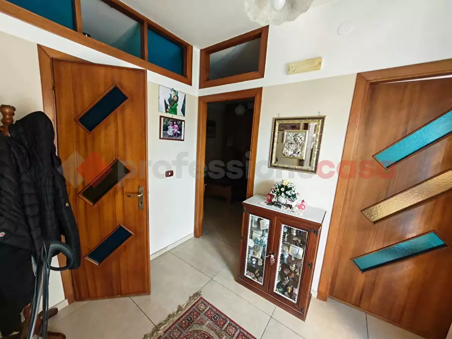 Immagine 7 di Casa indipendente in vendita  in Via bovio, snc a Mondragone