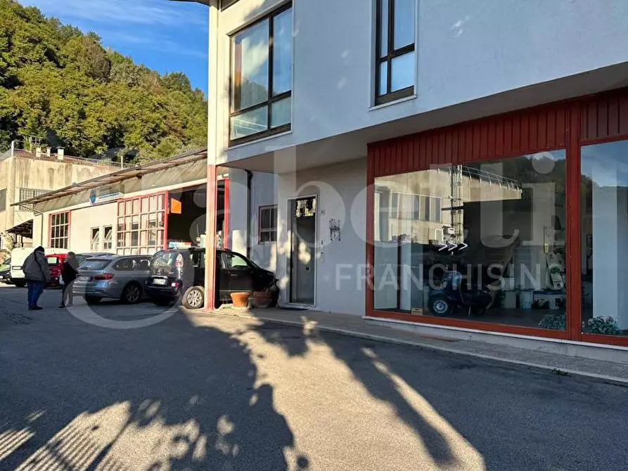 Immagine 4 di Capannone industriale in vendita  in Via Gasdotto, 24-26 a Valdagno