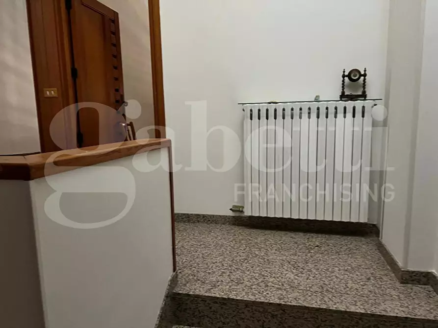 Immagine 14 di Palazzo in vendita  in Via RIMEMBRANZE, 131 a Montemesola