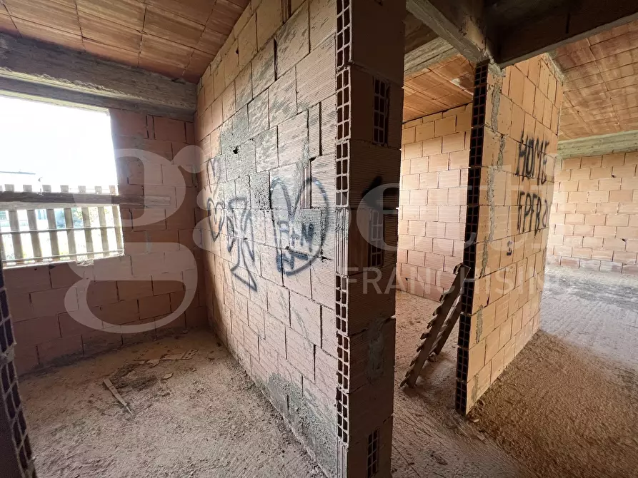 Immagine 24 di Villa in vendita  in Via ALBERTO SORDI, 42 a Ragusa