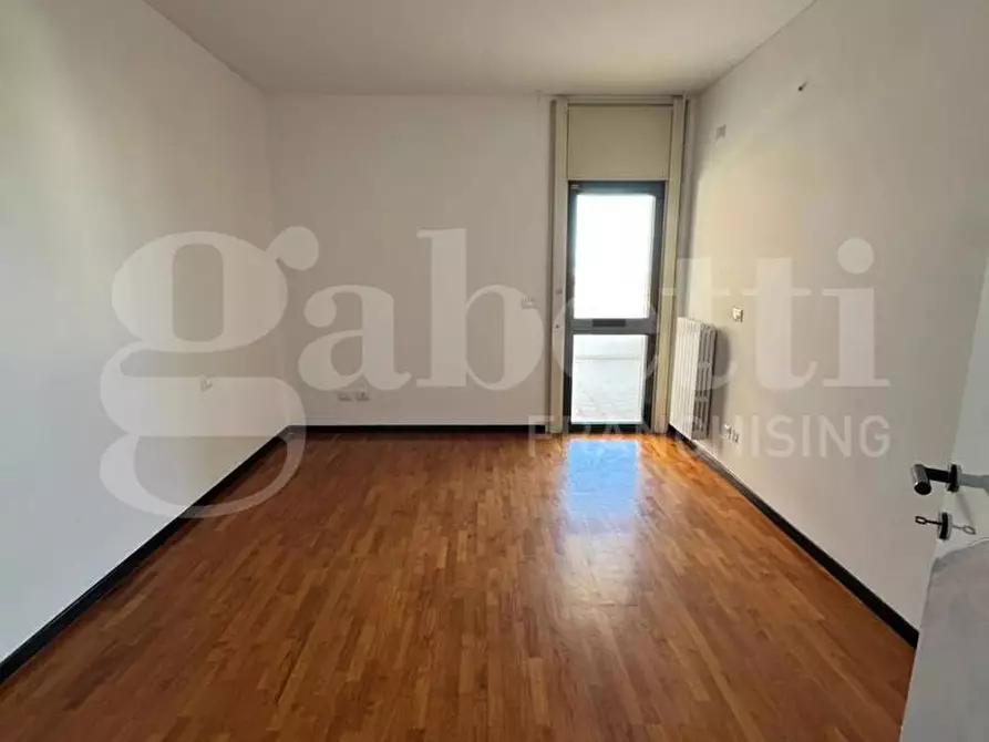 Immagine 11 di Appartamento in vendita  in Via Cesare Diomede Fresa a Bari