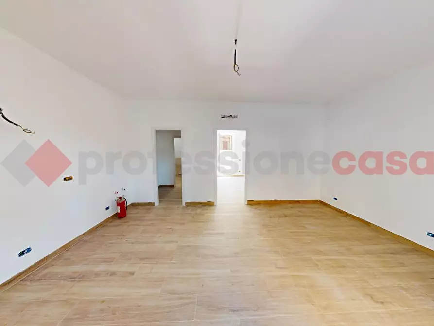 Immagine 4 di Appartamento in vendita  in Via dei Castiglioni a Roma