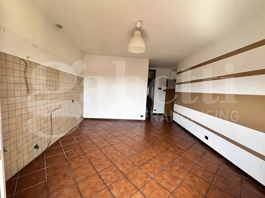 Immagine 30 di Appartamento in vendita  in Via puccini, 1 a Erba