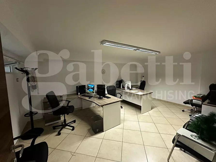 Immagine 4 di Appartamento in affitto  in Via Sarcedote Di Leo a Bisceglie