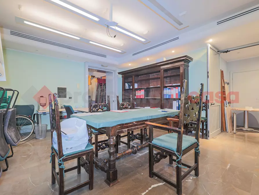 Immagine 5 di Appartamento in vendita  in Via Guelfa a Bologna