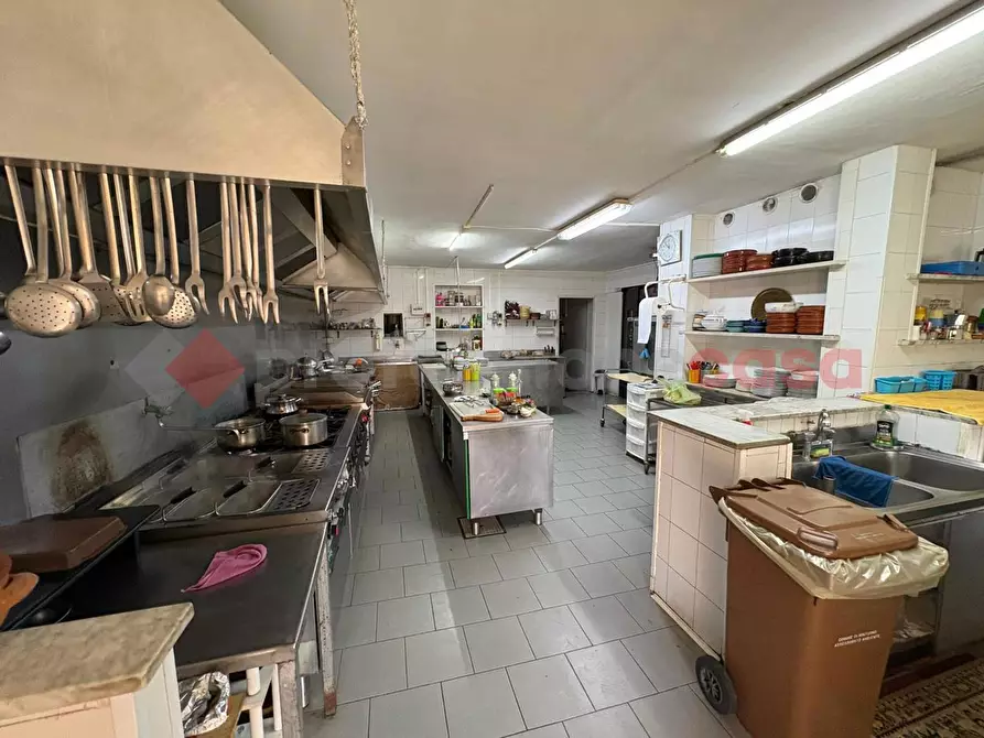 Immagine 16 di Bar / Ristorante in vendita  in Via Punta Fiume, snc a Sessa Aurunca