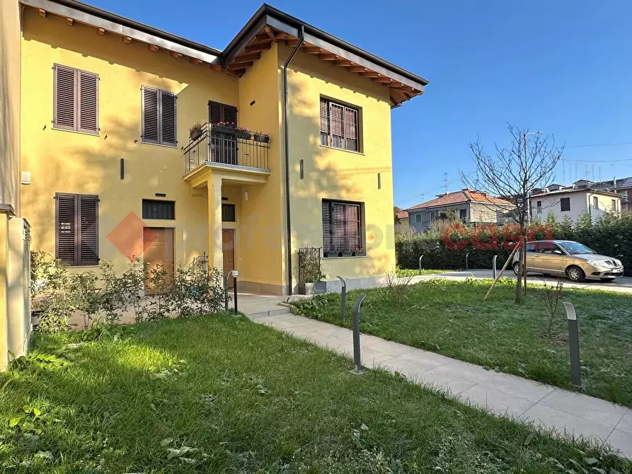 Immagine 2 di Appartamento in vendita  in Via Dante a Opera