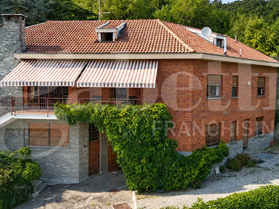 Immagine 2 di Casa bifamiliare in vendita  in Via STRADA MADDALENA, 102 a Moncalieri