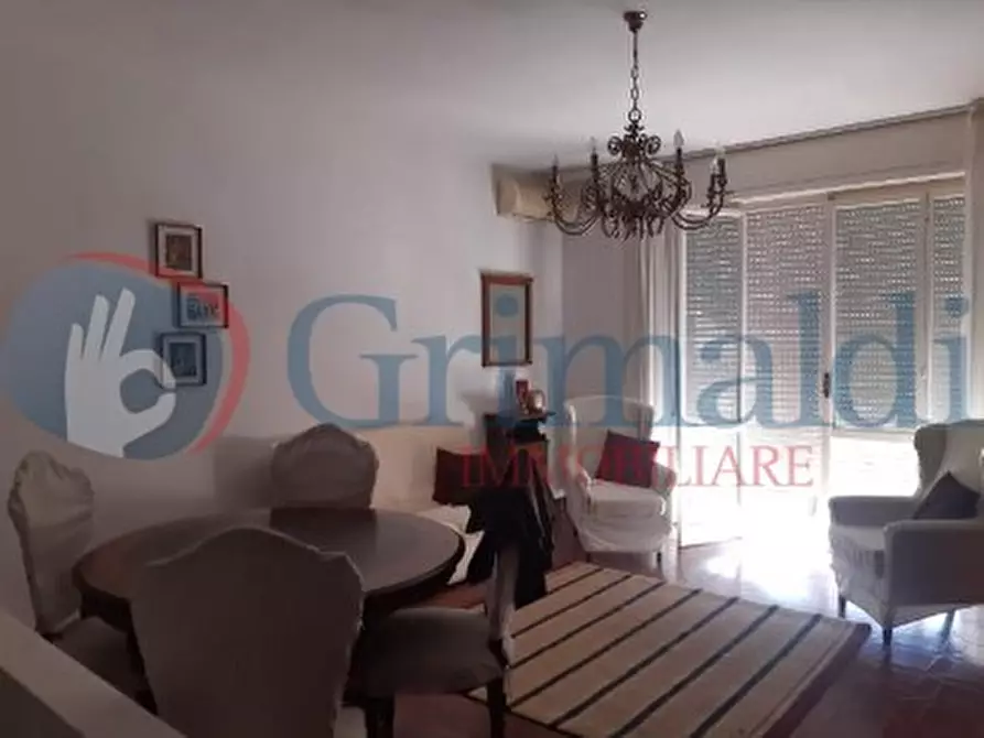 Immagine 2 di Appartamento in vendita  in Via BENEDETTO CROCE, 6 a Massa