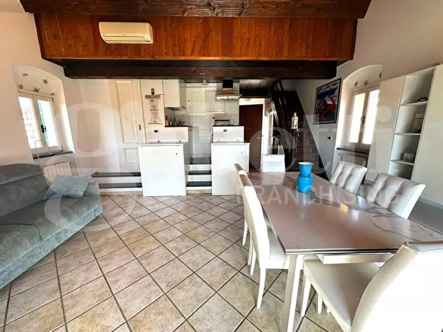 Immagine 8 di Appartamento in vendita  in Via Pertica a Finale Ligure