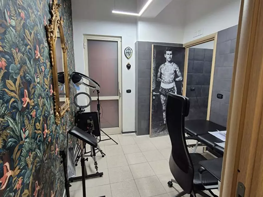 Immagine 30 di Negozio in vendita  in Via Vesuvio, 195 a Trecase