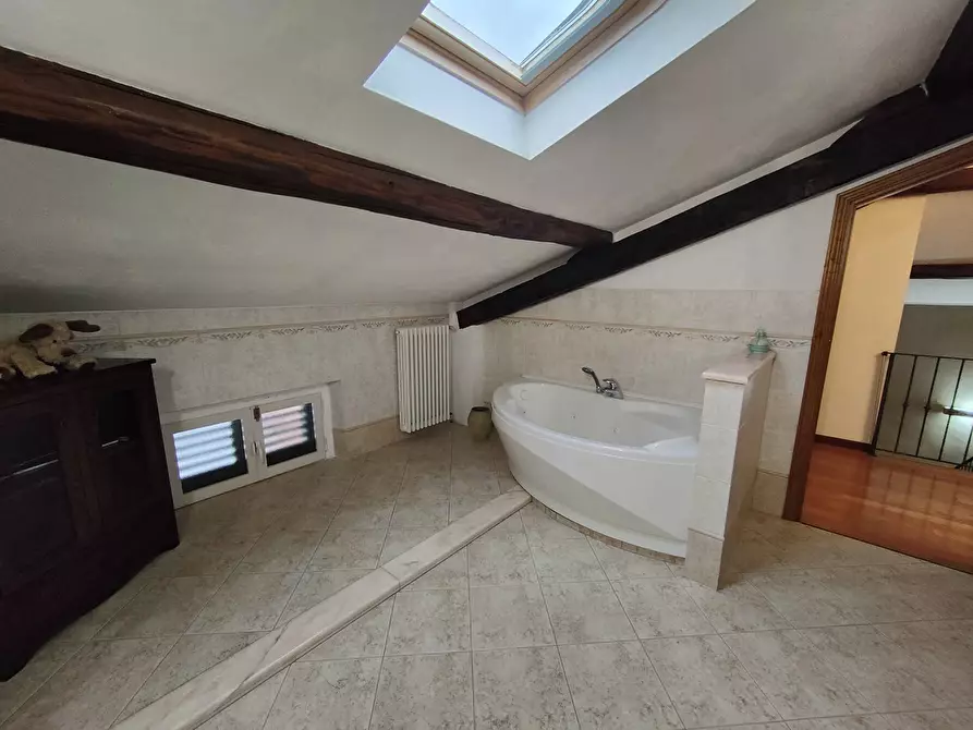 Immagine 18 di Appartamento in vendita  in Via dante alighieri, 39 a Capraia E Limite