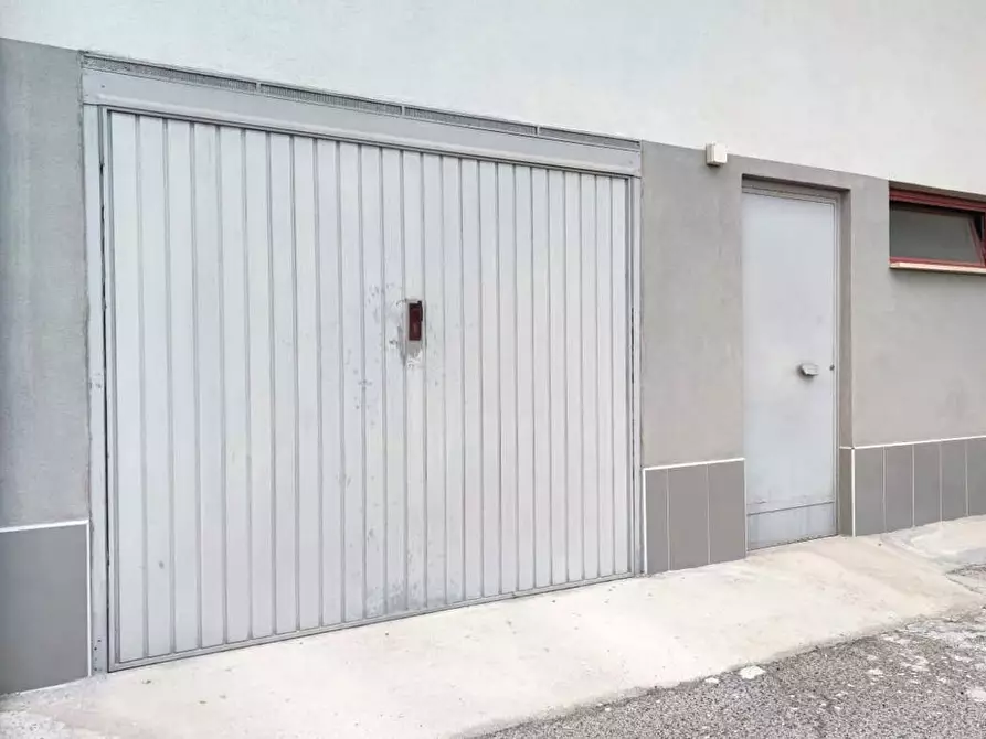 Immagine 17 di Appartamento in vendita  in Viale DELLA LIBERAZIONE, 22 a Taranto