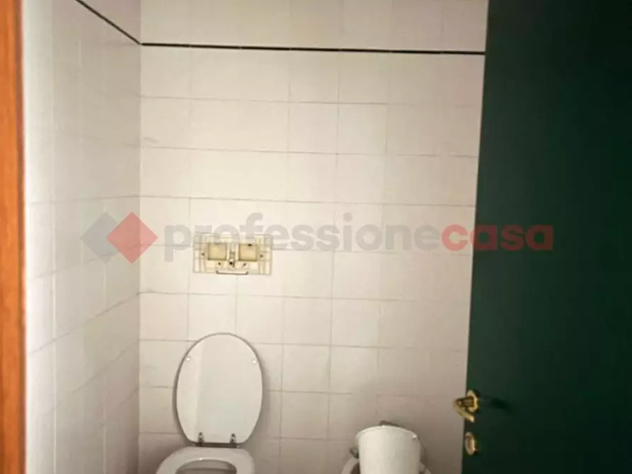 Immagine 10 di Ufficio in vendita  in Via MONTE URALI a Reggio Nell'emilia