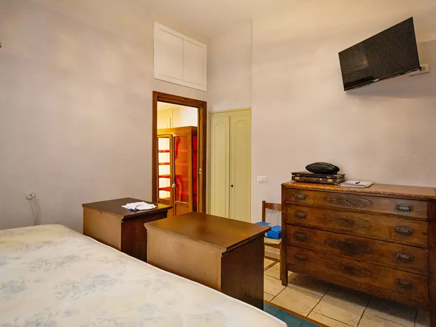 Immagine 33 di Appartamento in vendita  in Via Della Pisana a Roma