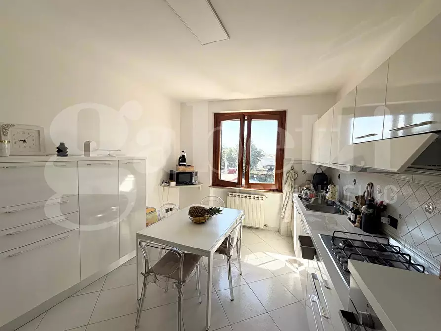 Immagine 2 di Appartamento in vendita  in Via MICHELANGELO, 33 a Assisi