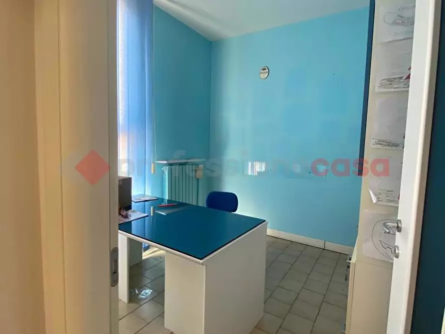 Immagine 6 di Negozio in vendita  in Via Grieco a Montelupo Fiorentino