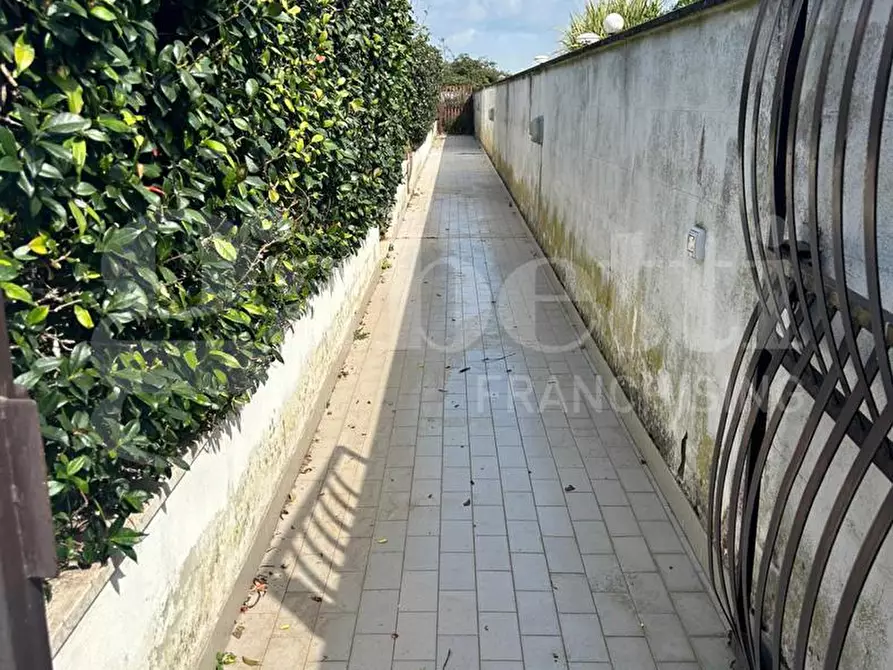 Immagine 6 di Appartamento in vendita  in Via tirso, 56 a Pomezia
